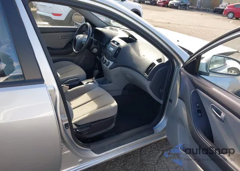 2008 Hyundai Elantra Gls/Se z USA, uszkodzony, nr VIN KMHDU46DX8U367012